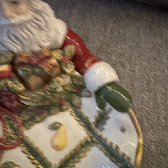Fitz and Floyd Santa Holiday Platter with Red and Green Accents - Picture 8 of 10